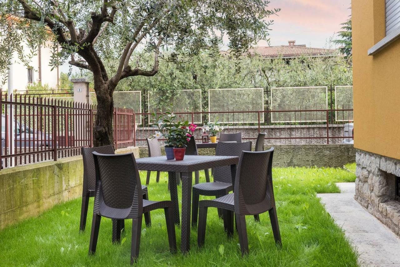 Ferienwohnung Ortaglia A2 Torri Del Benaco Exterior foto