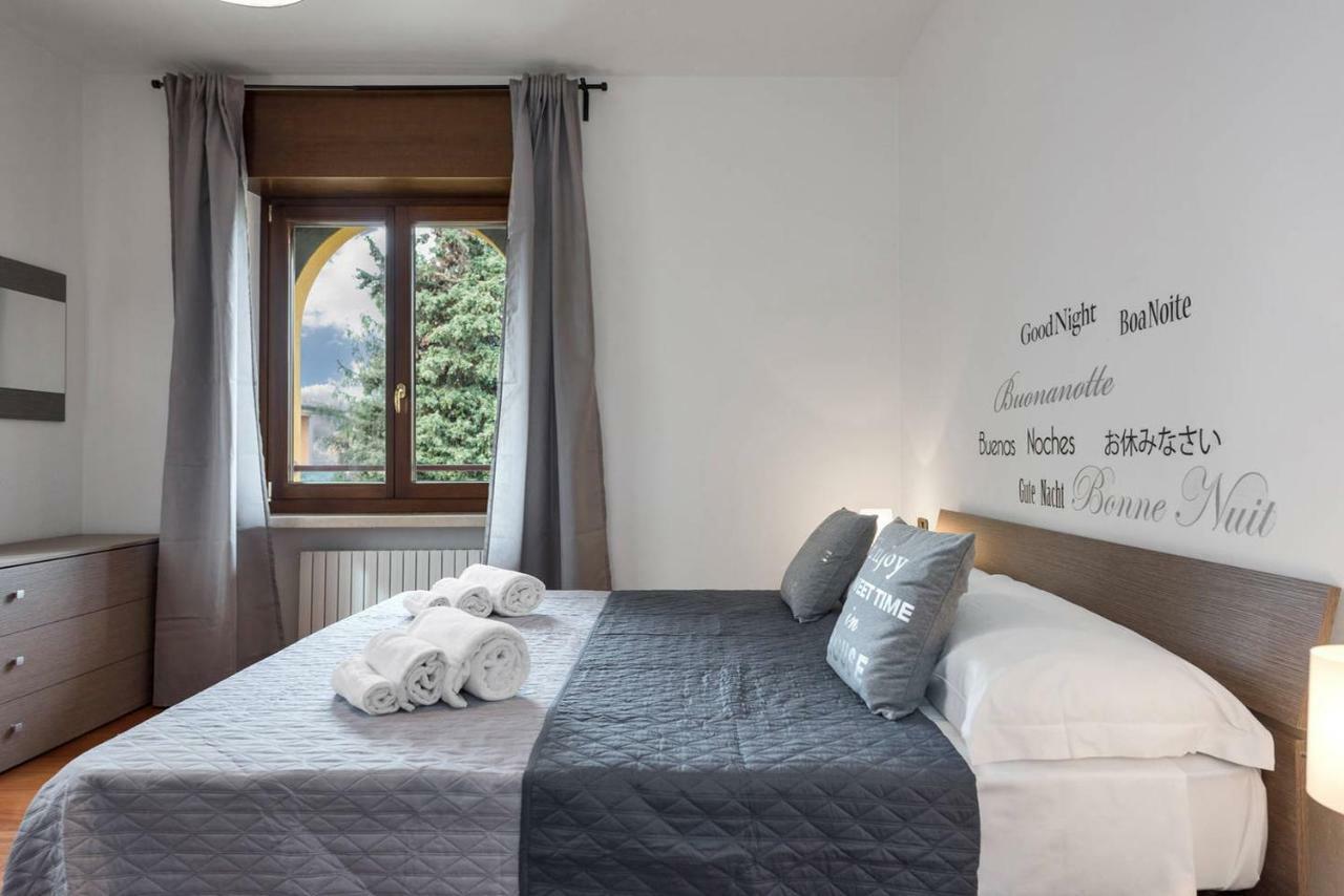 Ferienwohnung Ortaglia A2 Torri Del Benaco Exterior foto